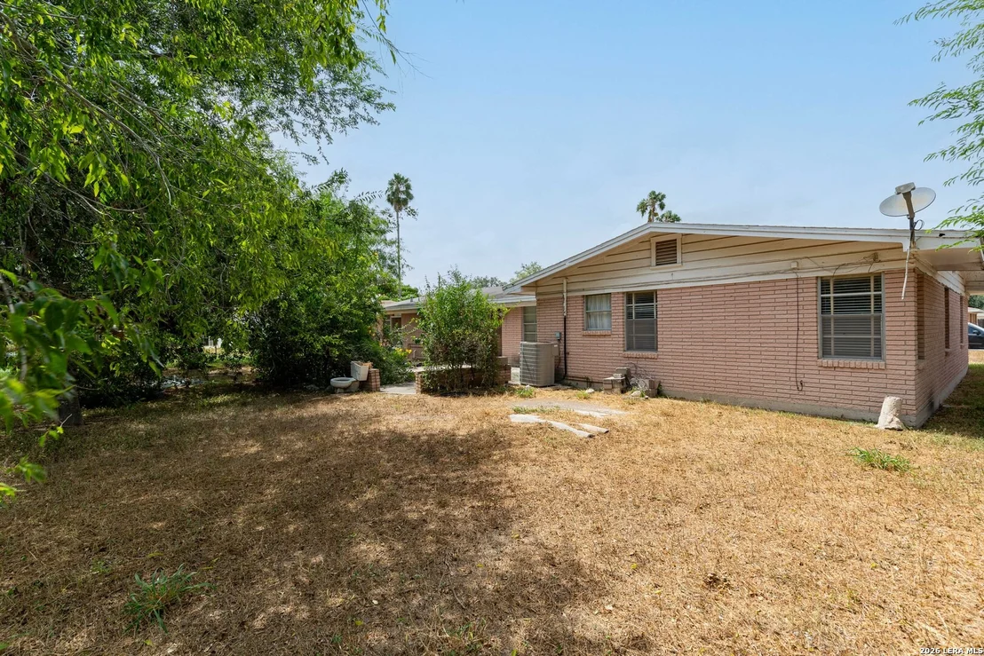 Photo of 1209 W Esperanza Ave.