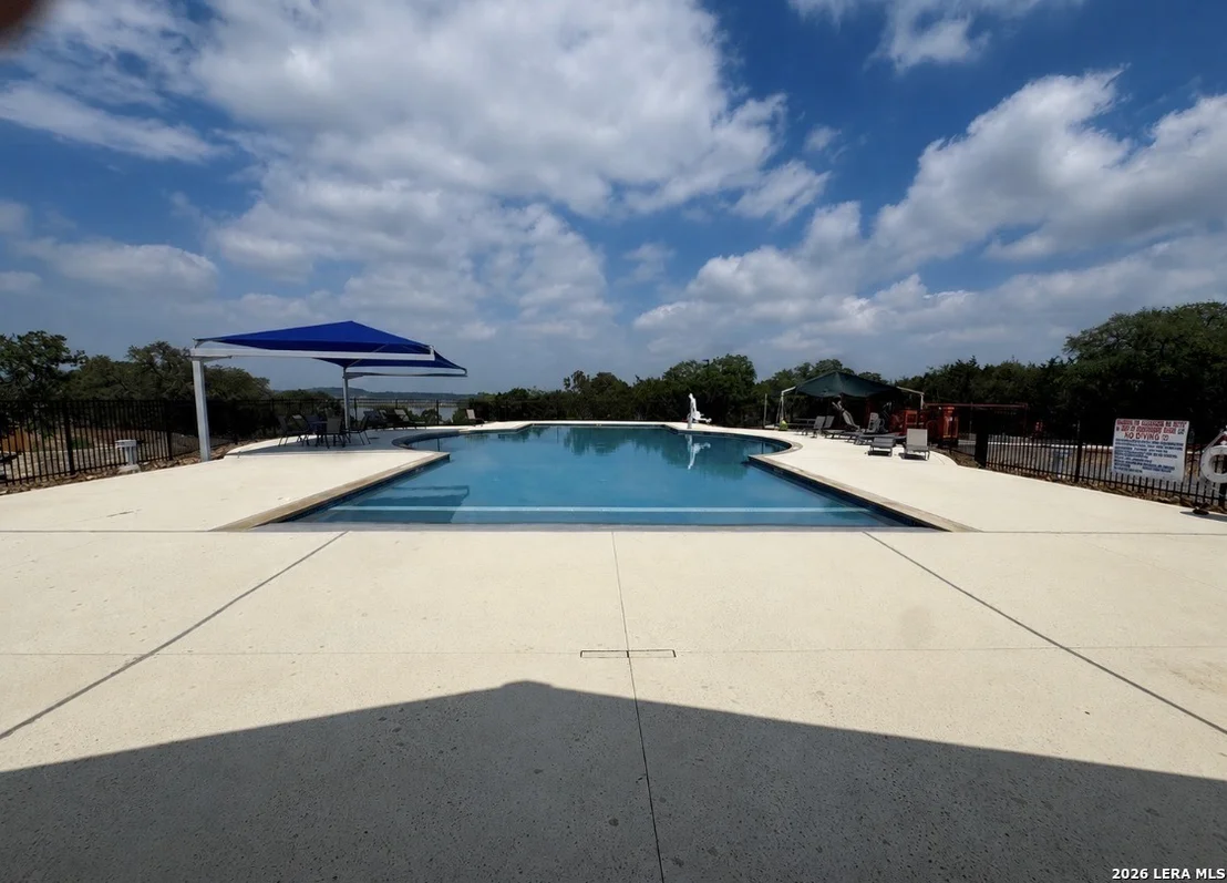 Photo of 218 W FLOWING RIVER DR
