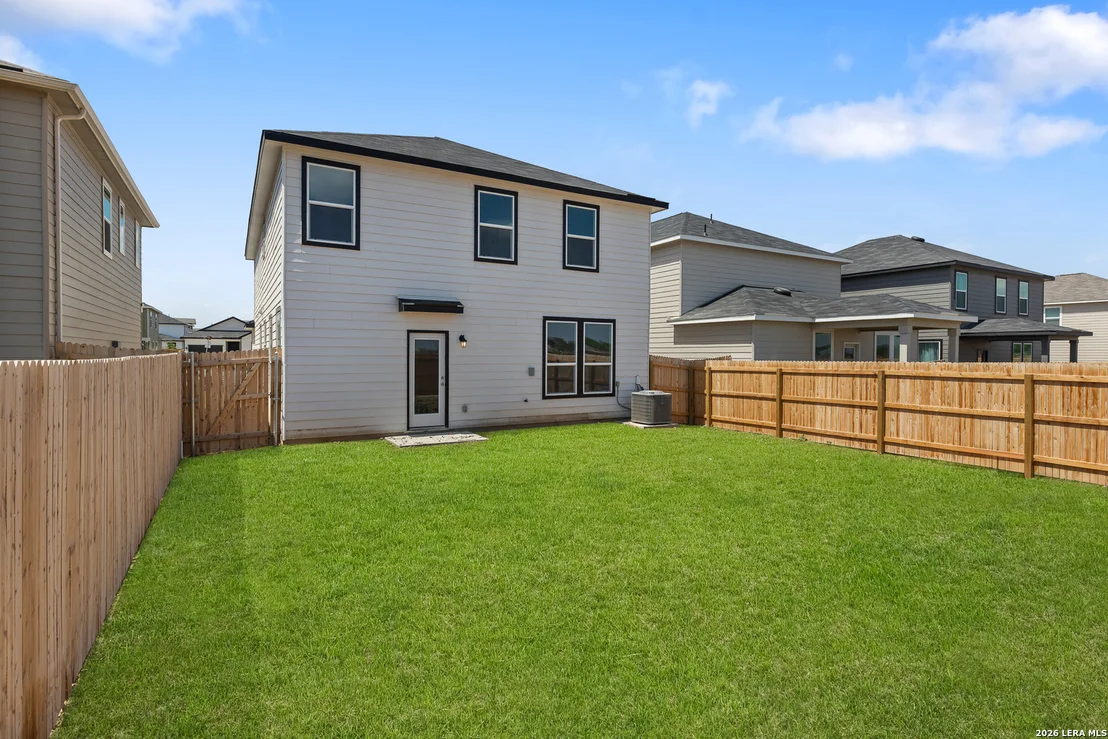 Photo of 13010 JEOPARDY AVENUE