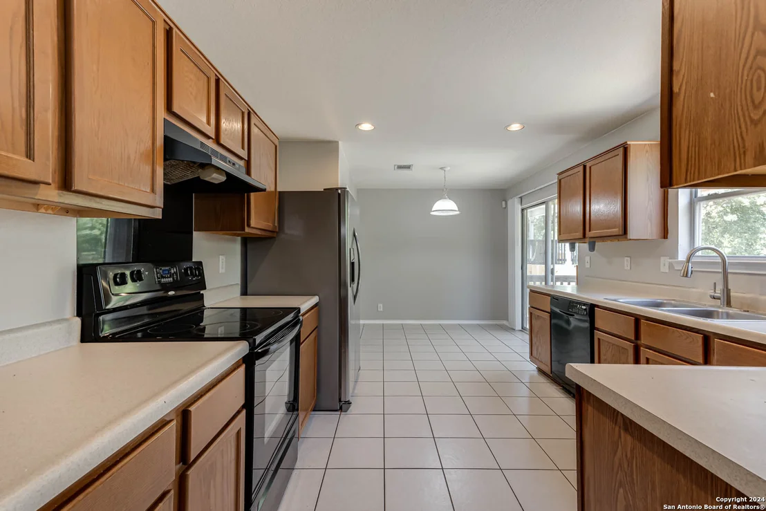 Photo of 1039 DAFFODIL WAY