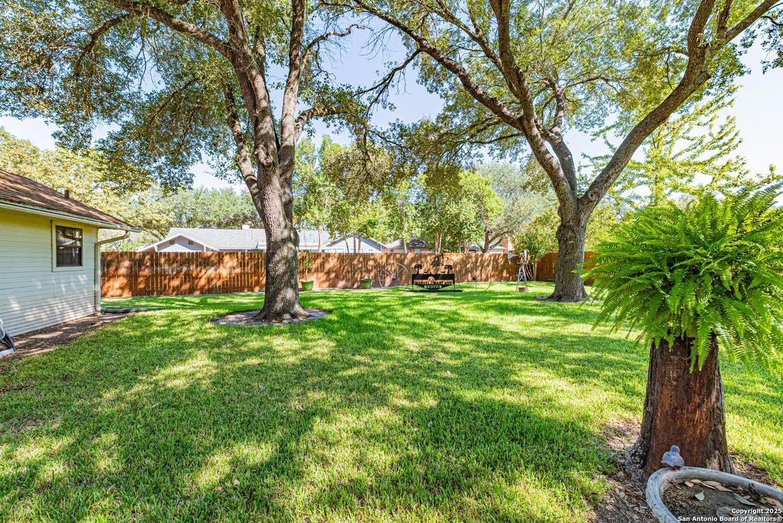Photo of 729 Heritage Dr