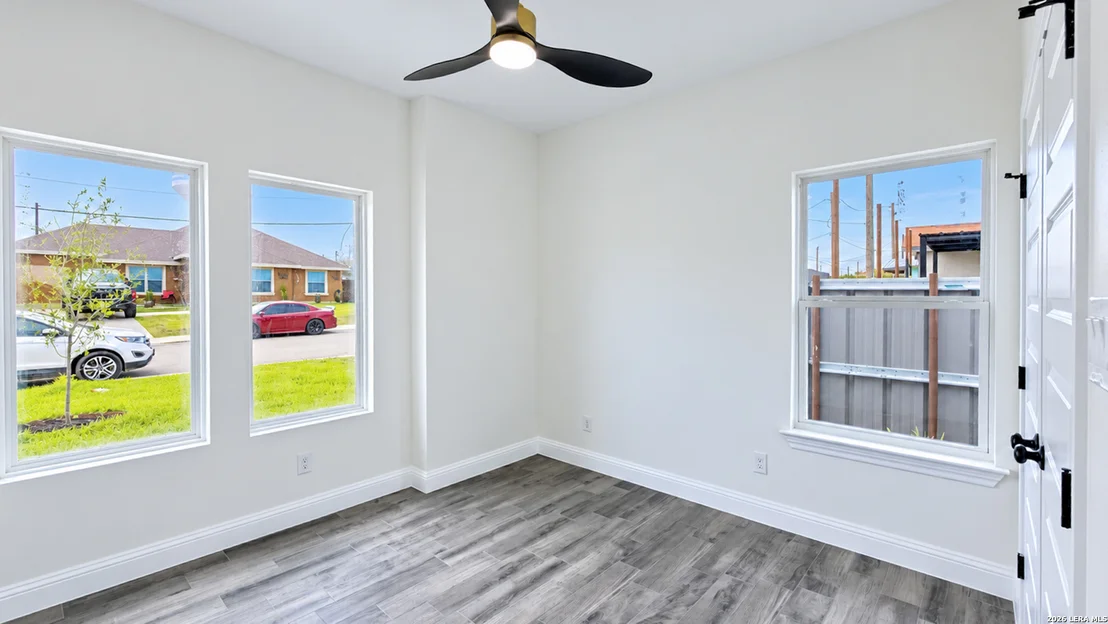Photo of 260 Park St.