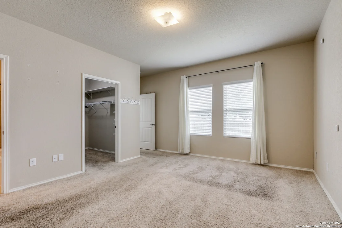 Photo of 903 LEE TREVINO