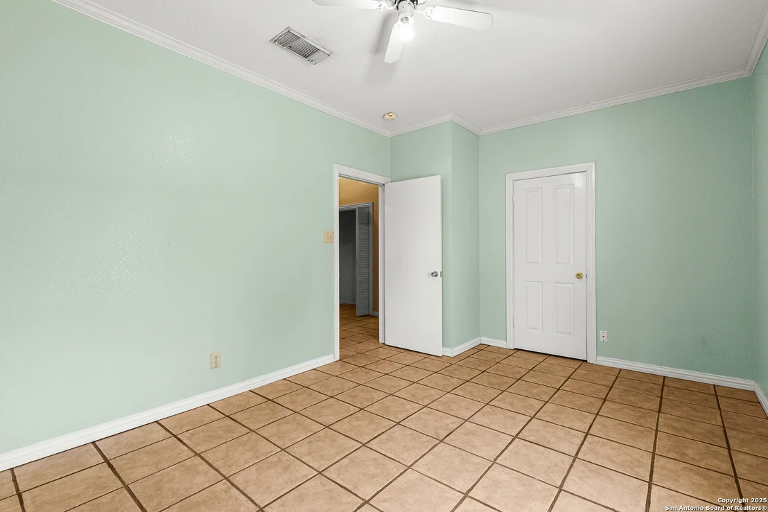 Photo of 819 Evening Shade