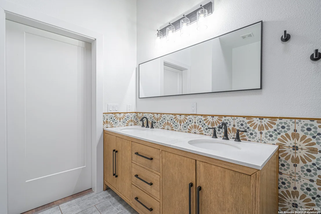 Photo of 216 BELMONT