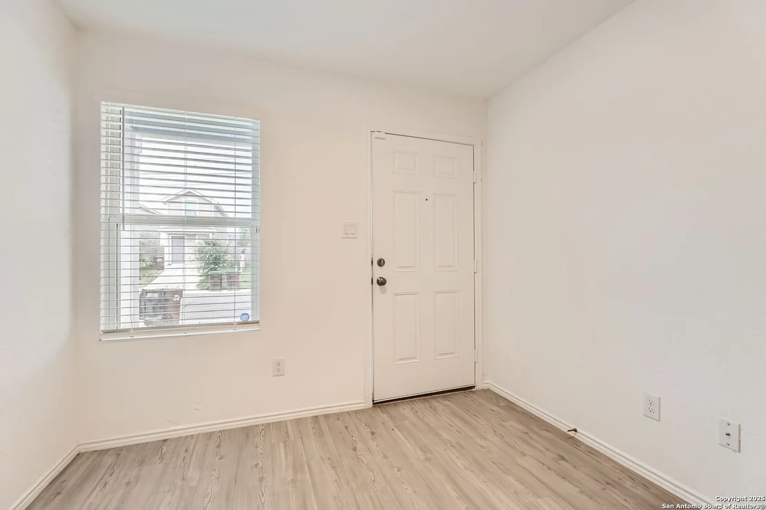 Photo of 7157 Elm Cove