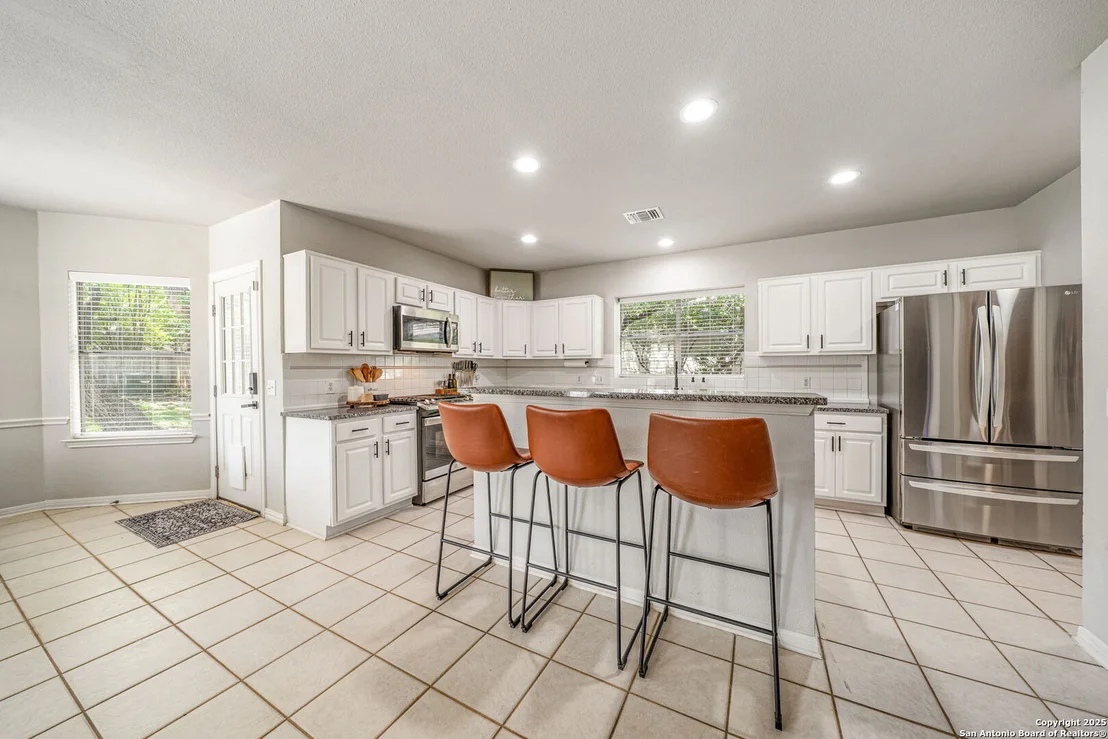 Photo of 11203 Jadestone