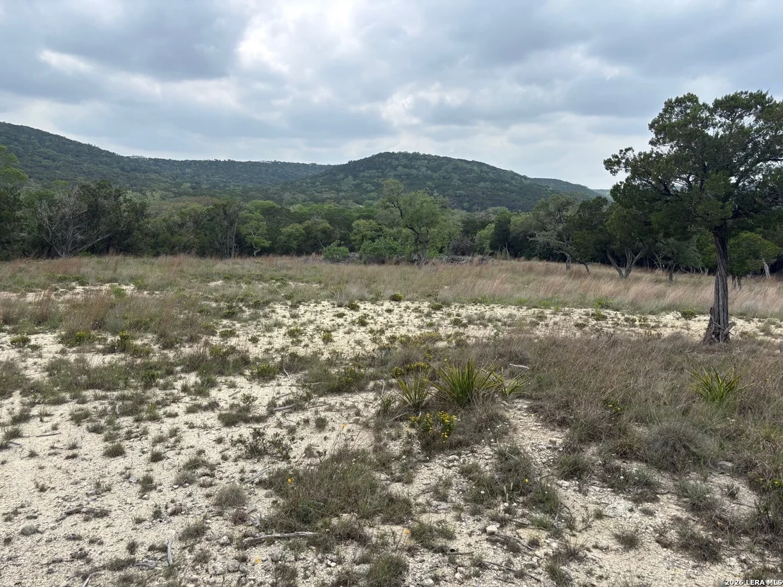 Photo of 595 CANYON FRST