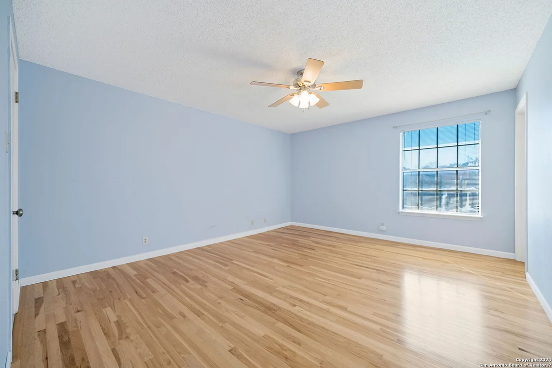 Photo of 14006 WOODSTREAM