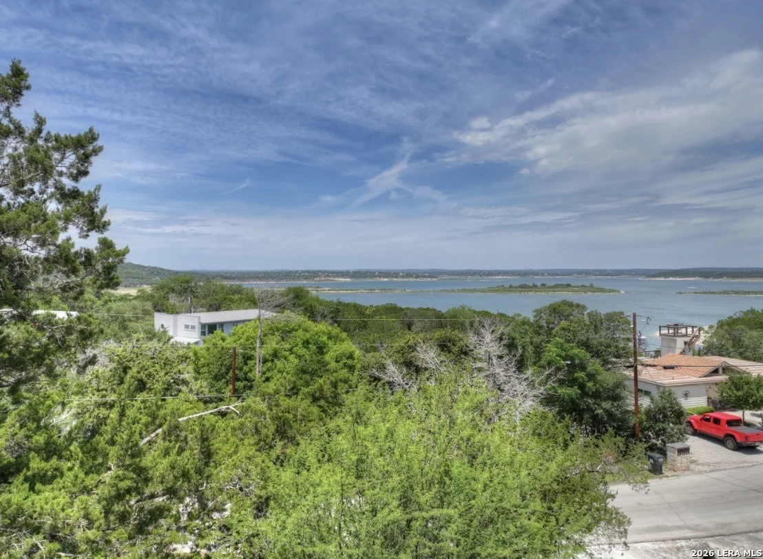 Photo of 562 Cindy Dr.