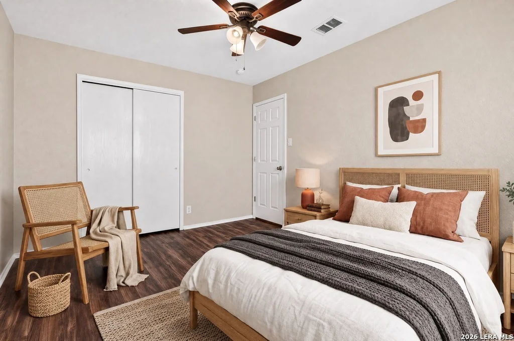 Photo of 9 Brieley
