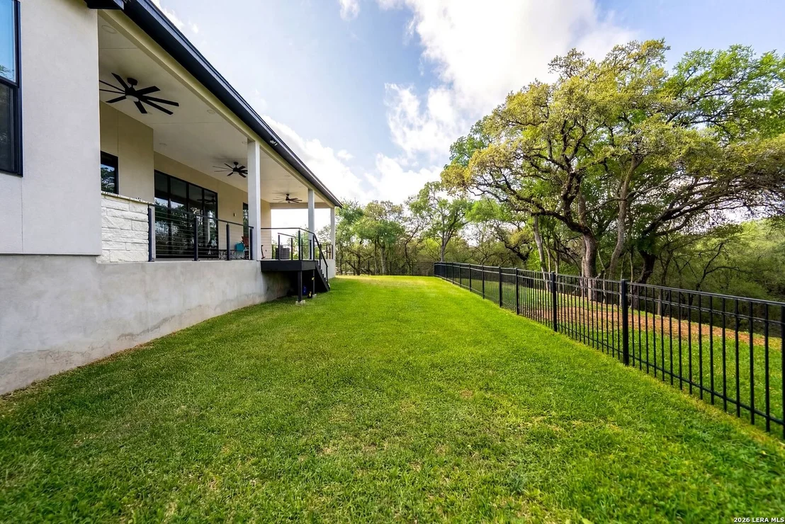 Photo of 721 Timber Bluff