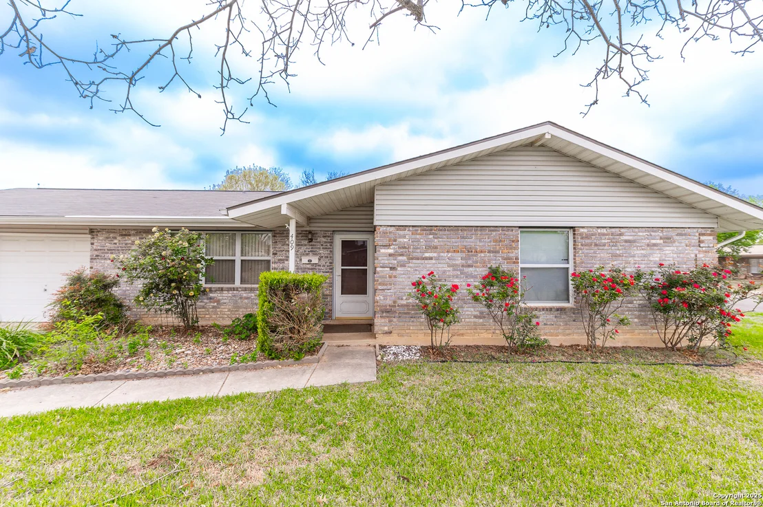 Photo of 409 Pecan Dr.