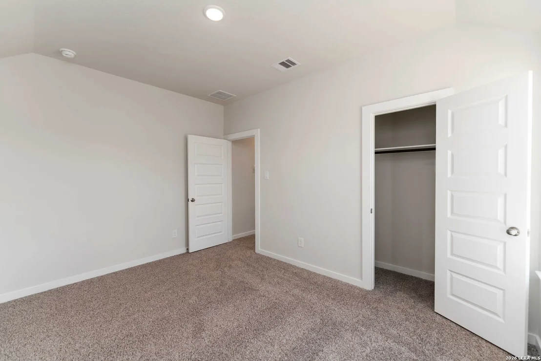 Photo of 6002 WILLOW POINT BLVD