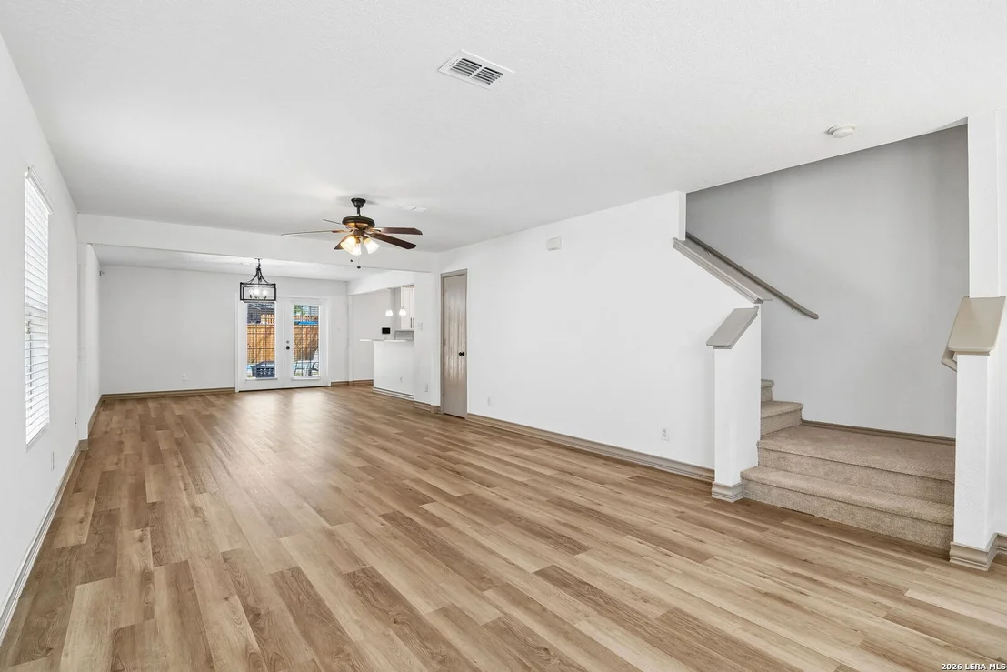 Photo of 5423 Palamon Farm