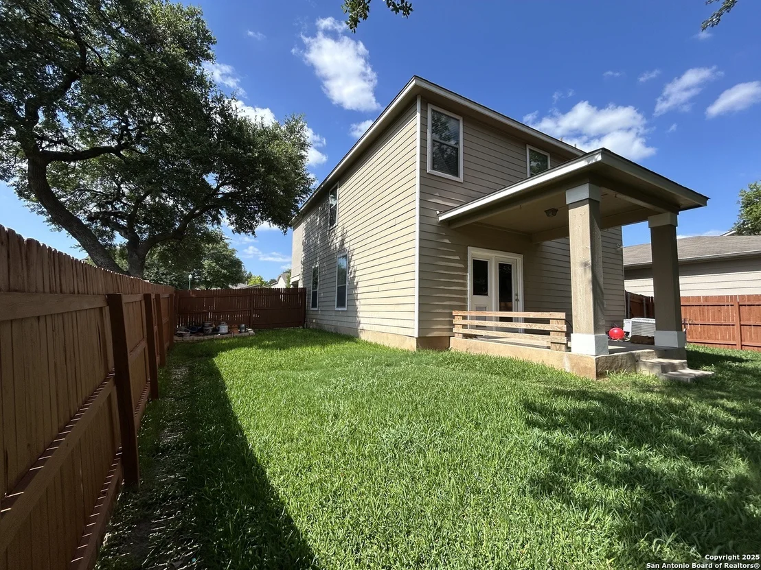 Photo of 125 Lilly