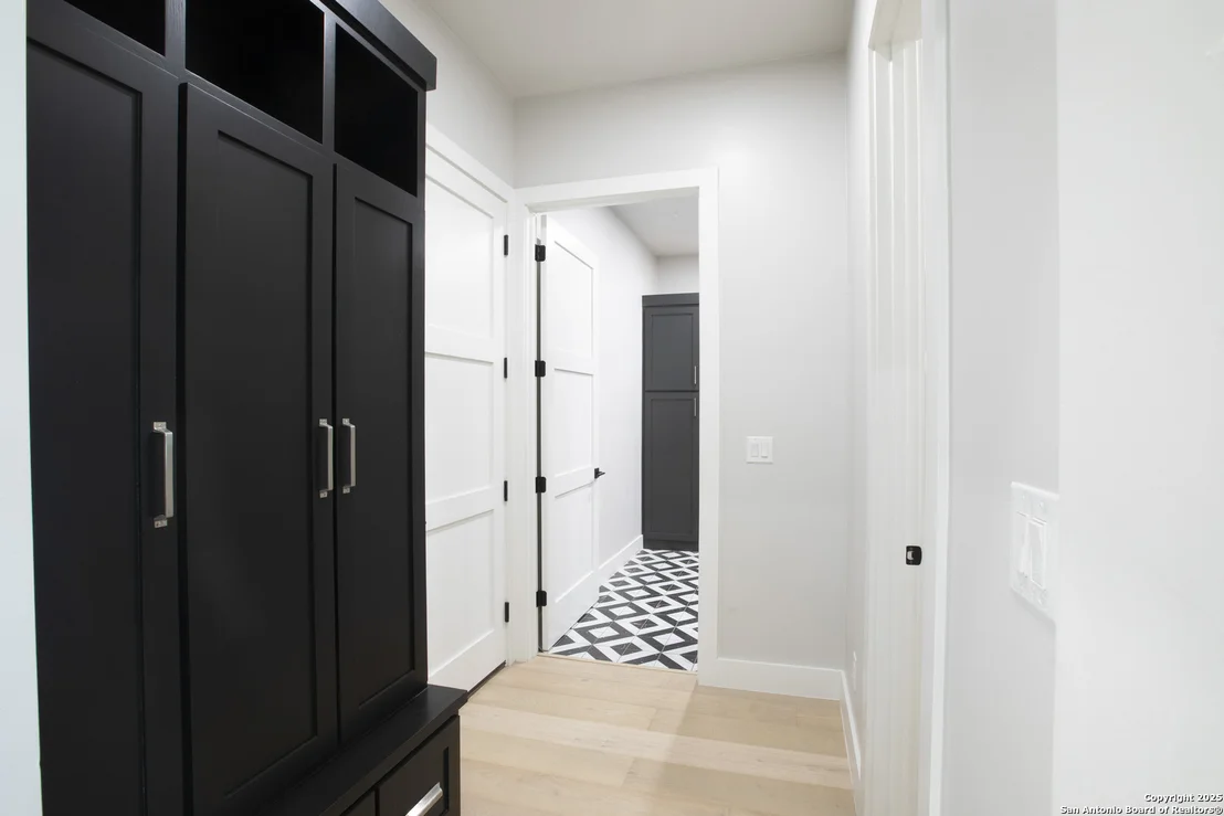 Photo of 118 Obscure Way