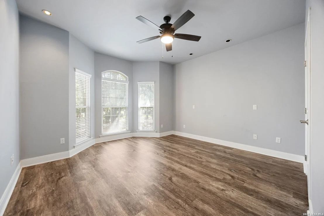 Photo of 373 Wentworth