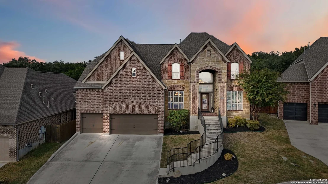 Photo of 8905 Soaring Oak