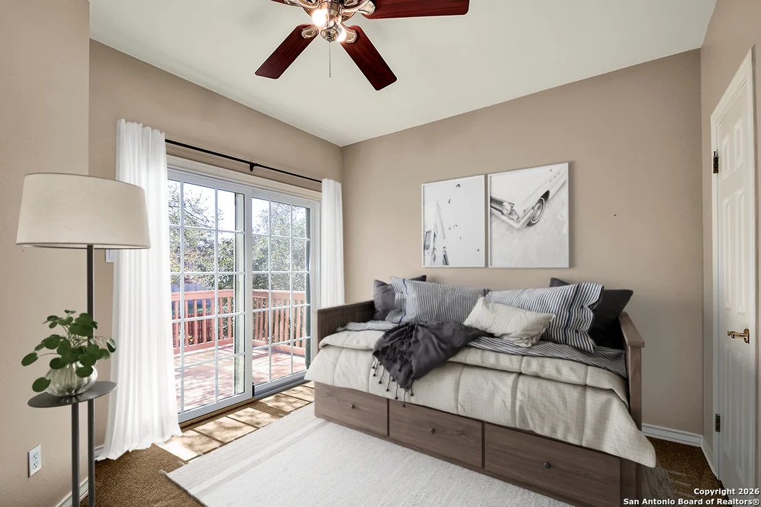 Photo of 2642 Rim Oak