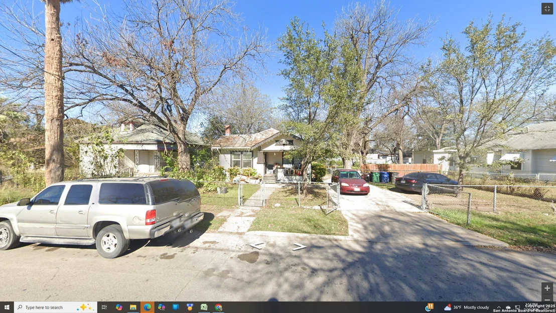 Photo of 243 Barrett