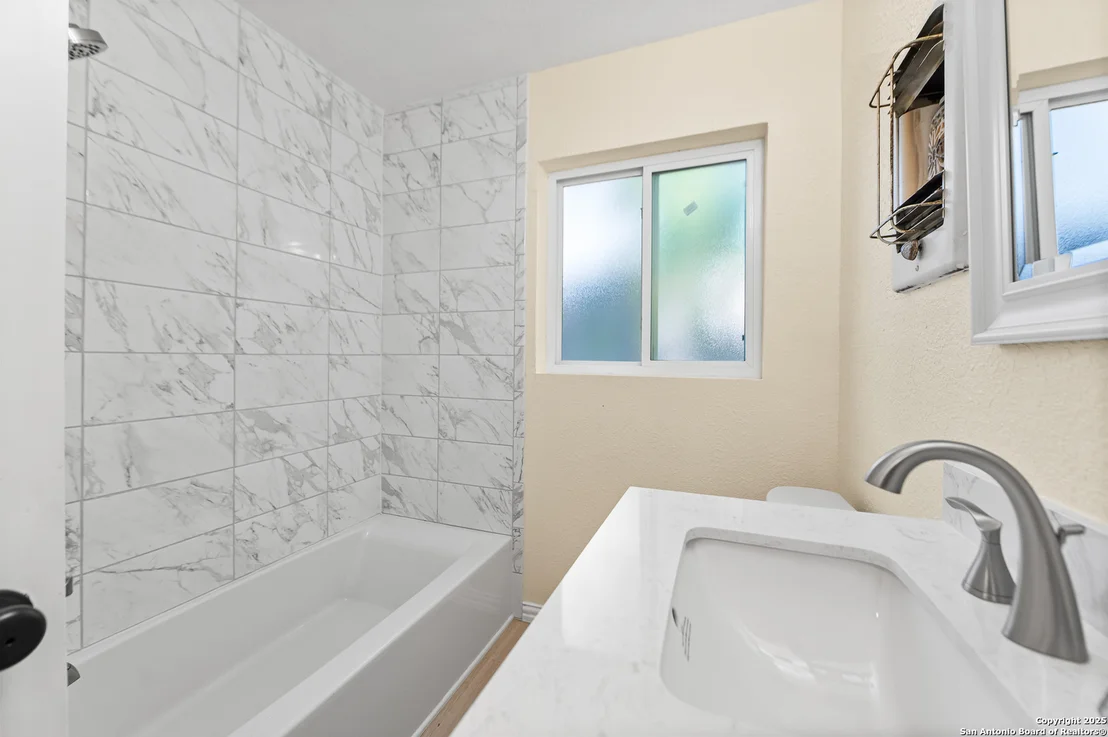 Photo of 126 CREATH PL