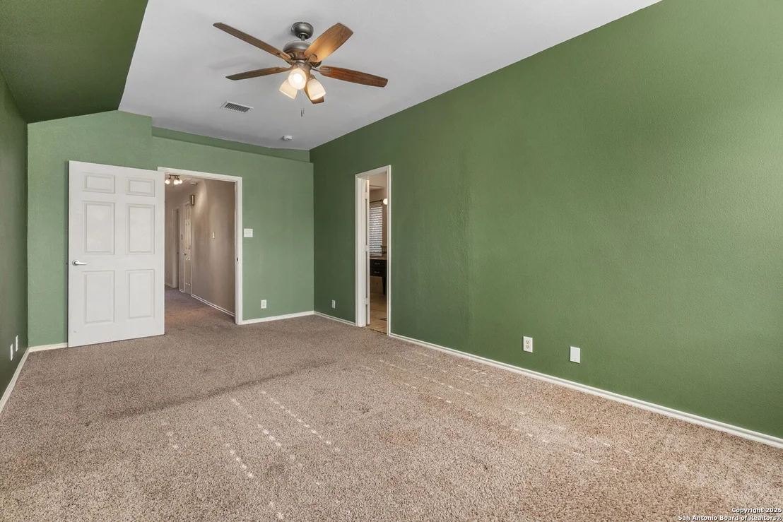 Photo of 8615 Vantage Point