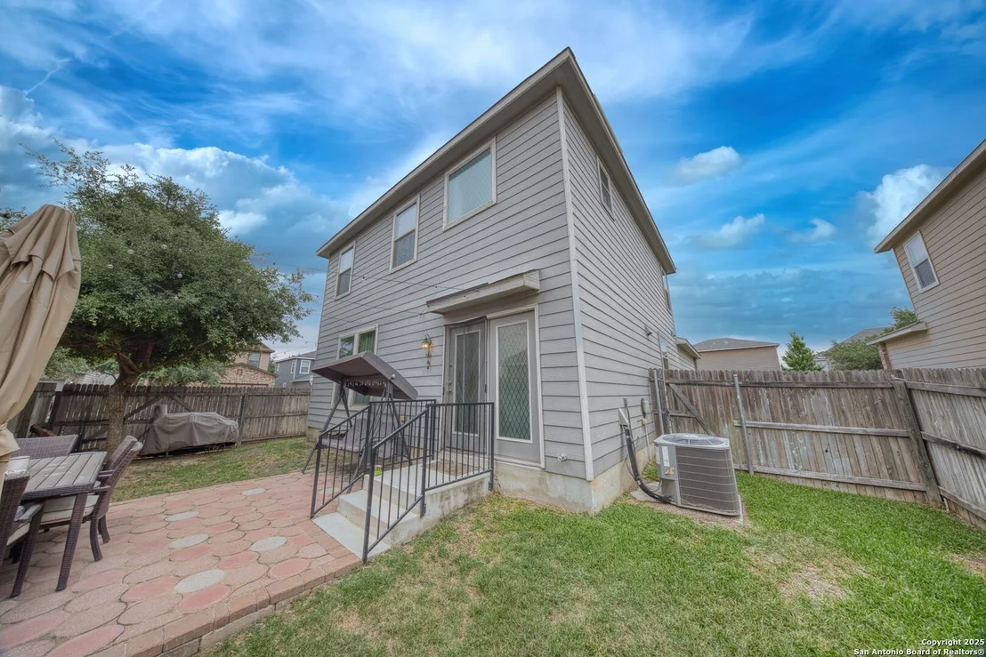 Photo of 302 Pleasanton Heights