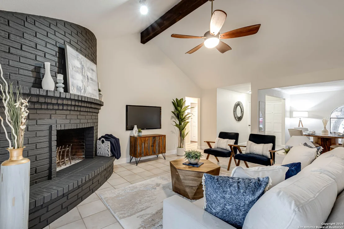 Photo of 7723 Crooked Brook