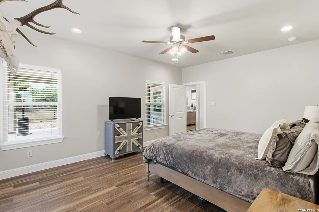 Photo of 326 PARK RD