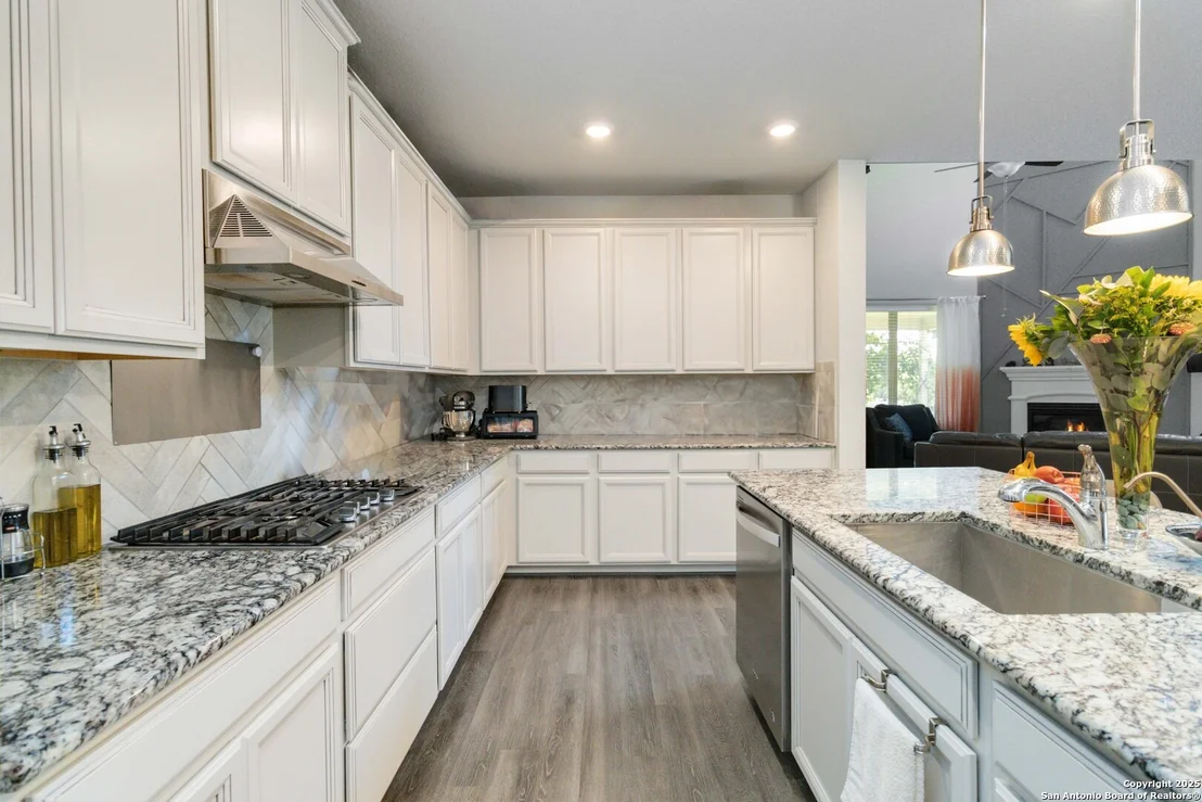 Photo of 2210 Castello