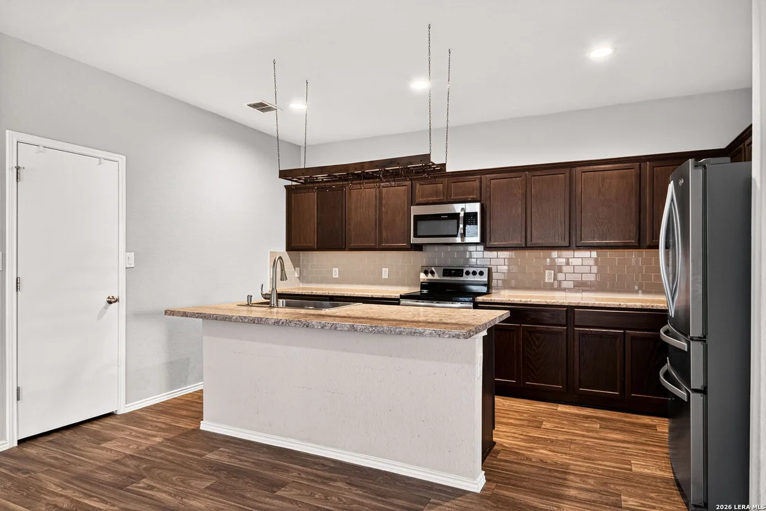 Photo of 4619 HEATHERS CROSS