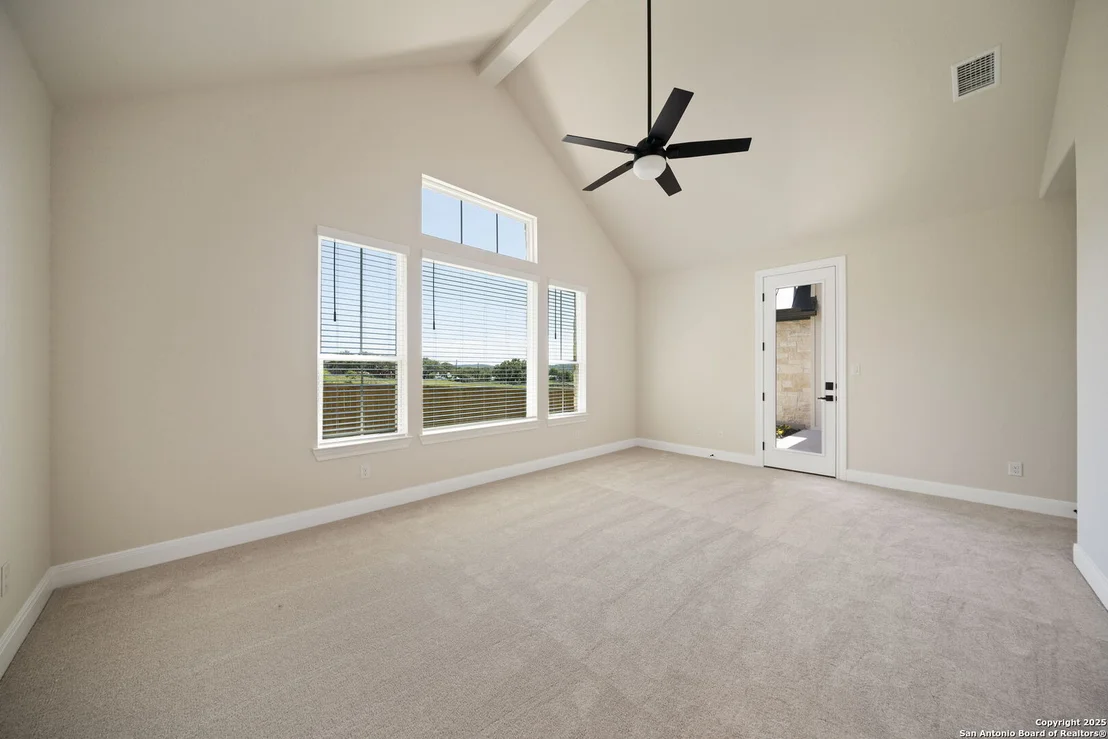 Photo of 107 Chama Dr.