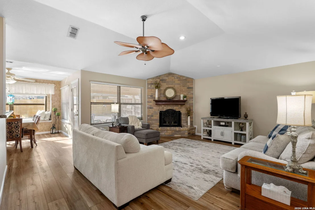 Photo of 2501 Newning