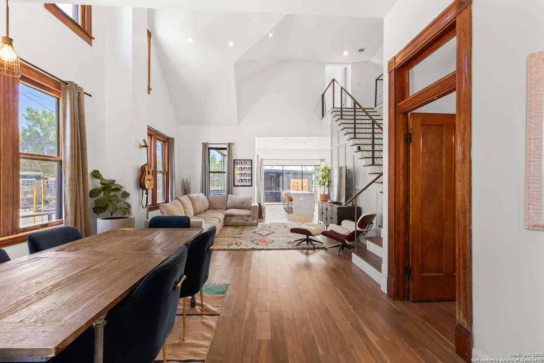 Photo of 232 Lavaca