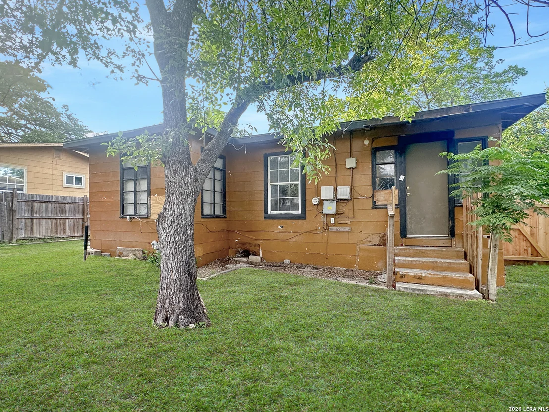 Photo of 146 GASKIN DR