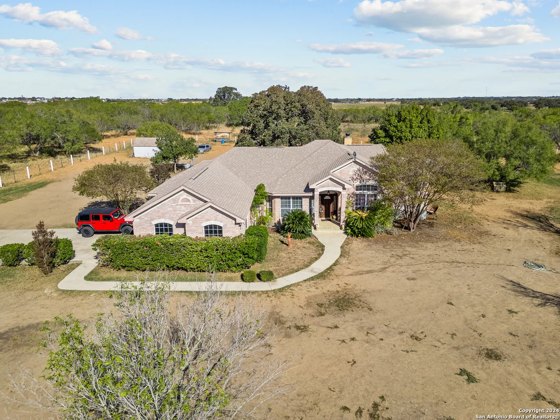Photo of 125 HIGH MEADOW DR