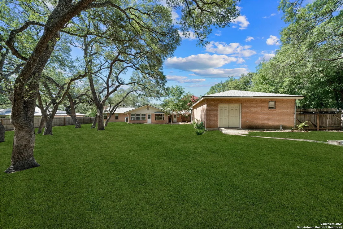 Photo of 315 DONELLA DR