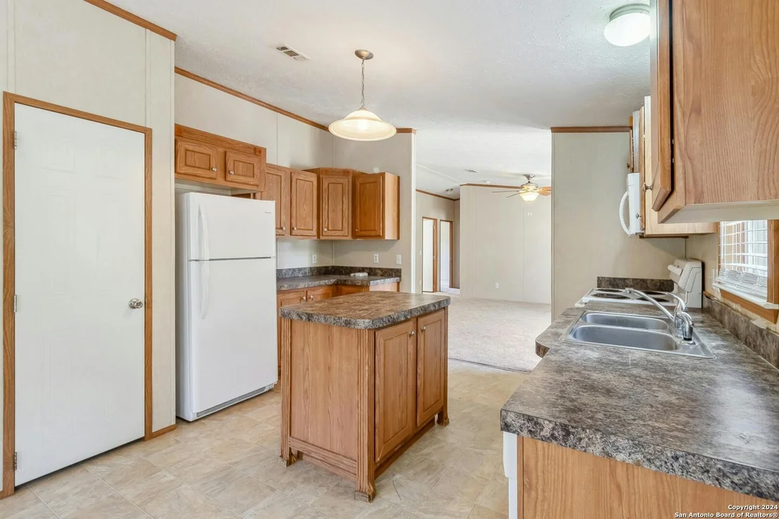 Photo of 905 High Mesa