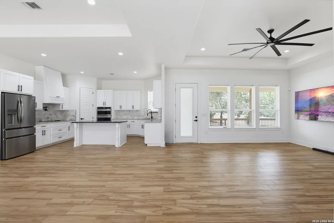 Photo of 160 Log Cabin Way