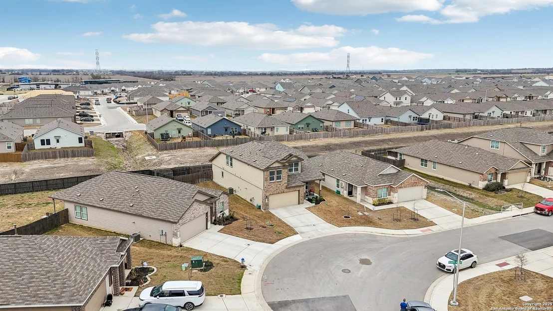 Photo of 9046 Bowie Ridge