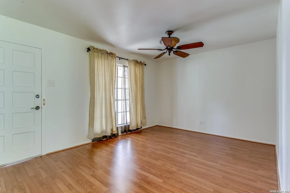 Photo of 4431 CLEAR SPRING DR