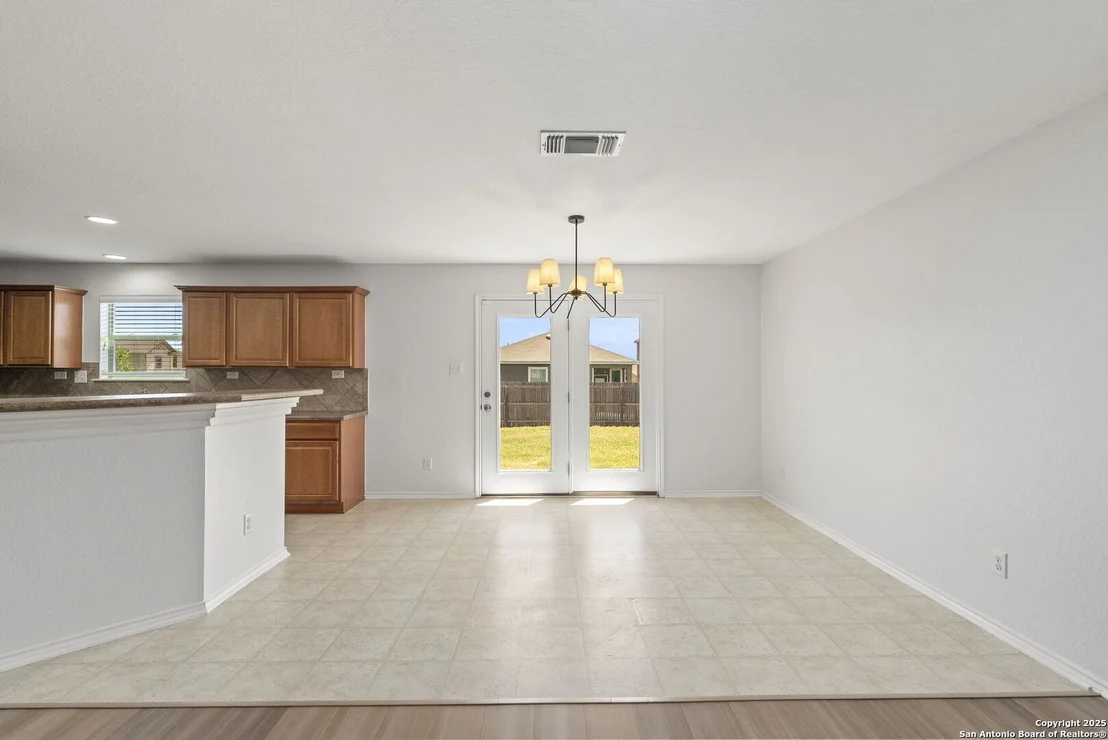 Photo of 3909 Legend Pond