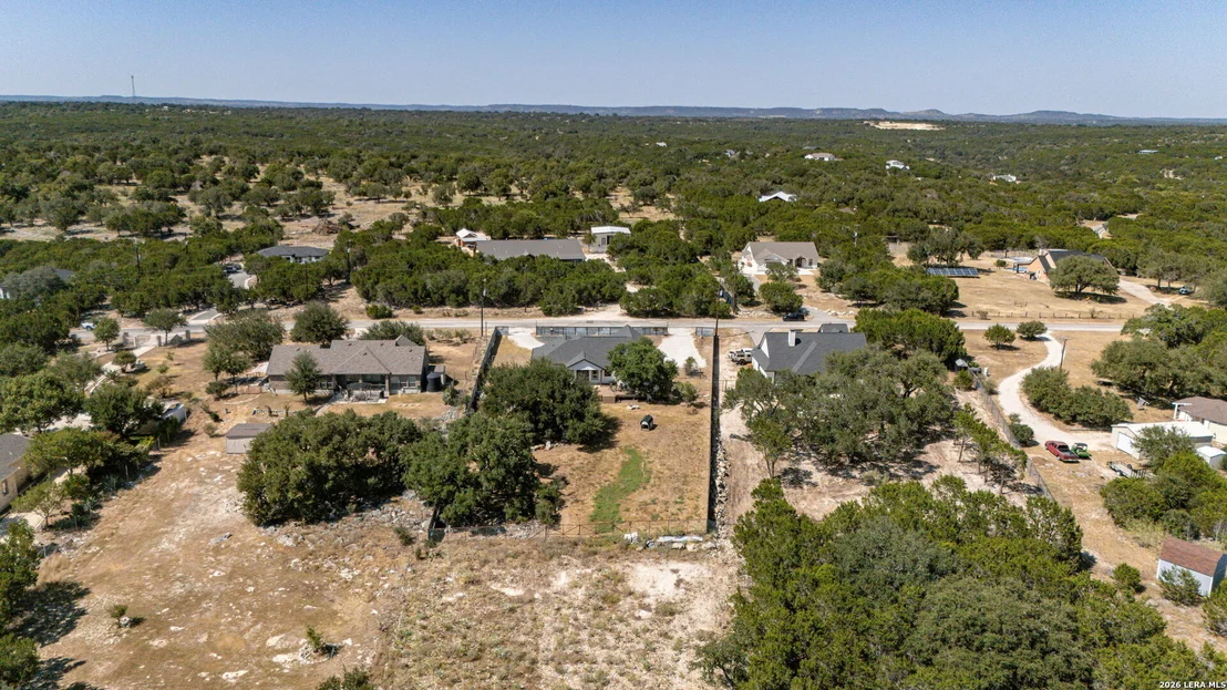 Photo of 335 SADDLE MOUNTAIN DR