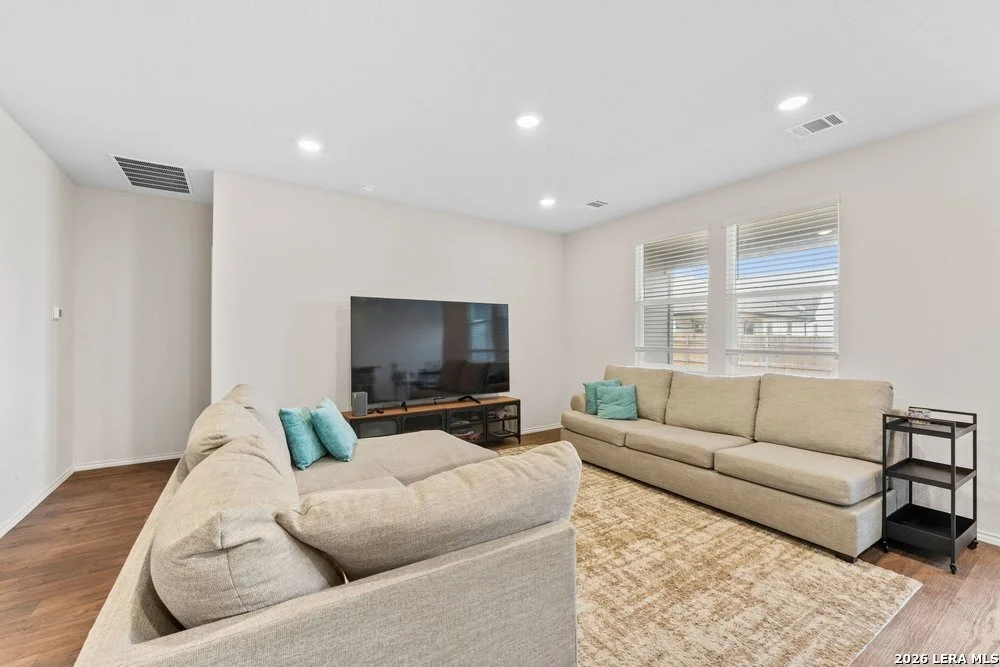 Photo of 449 Ida Loop