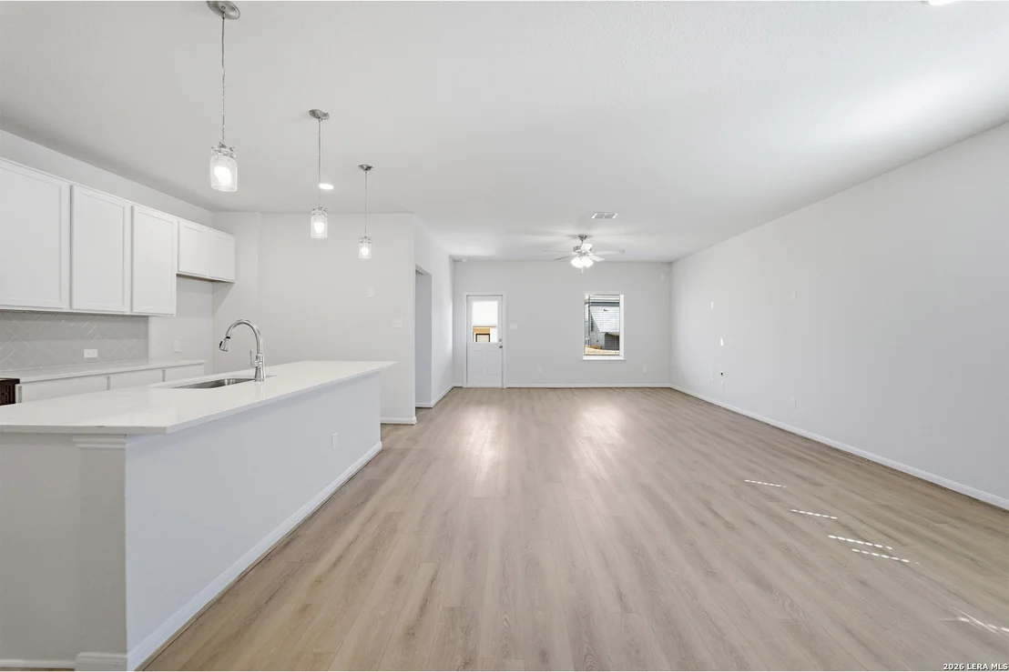 Photo of 2906 Tengyc Bow