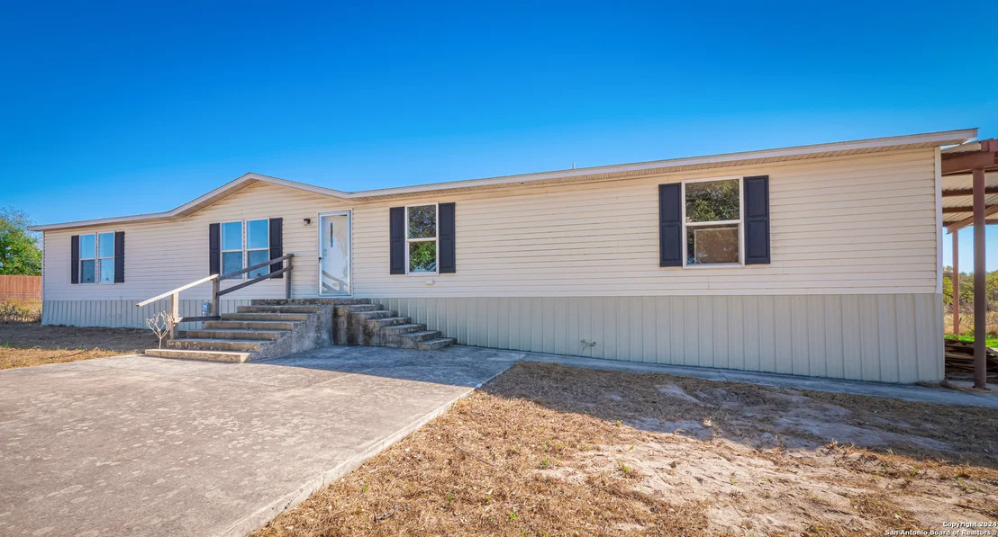 Photo of 112 Rolling Hills Dr