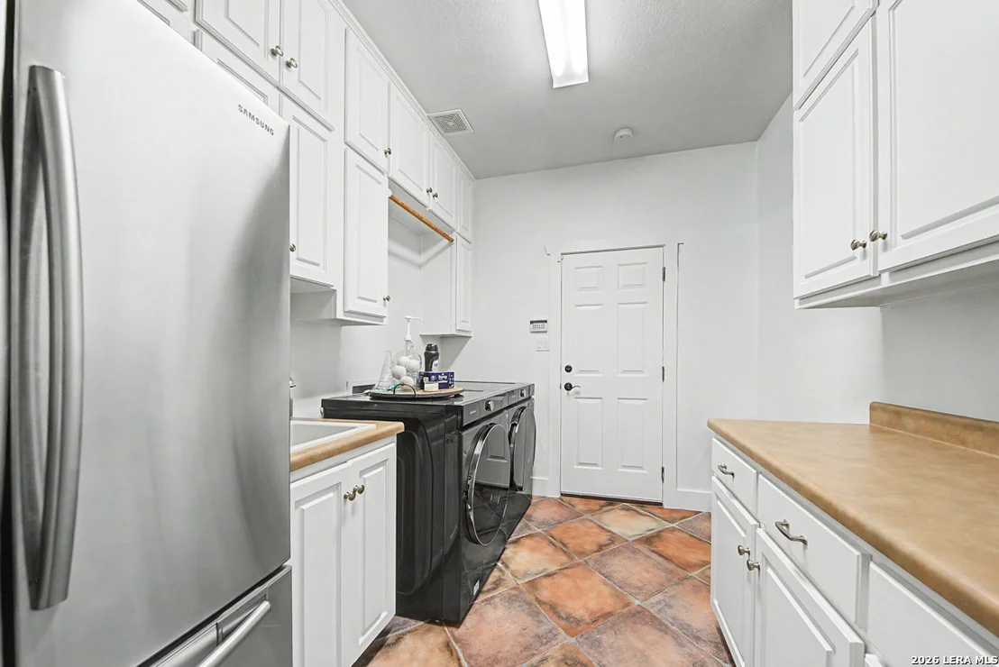 Photo of 104 PARK RDG