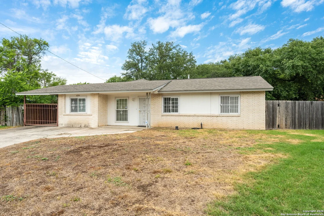 Photo of 6719 Lucerne