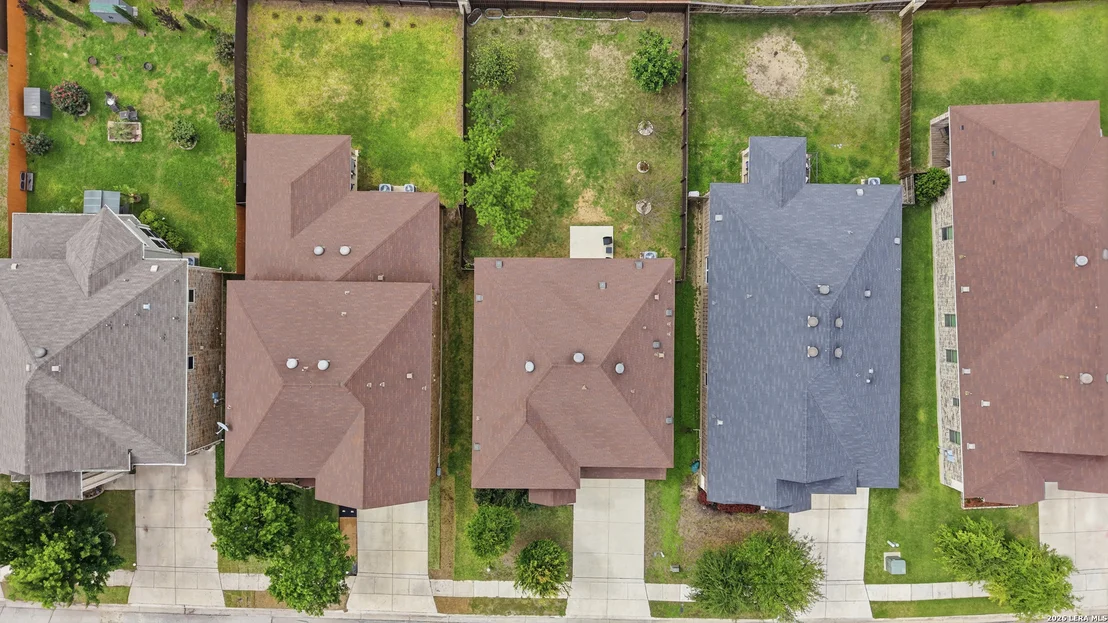 Photo of 318 COLONIAL BLF